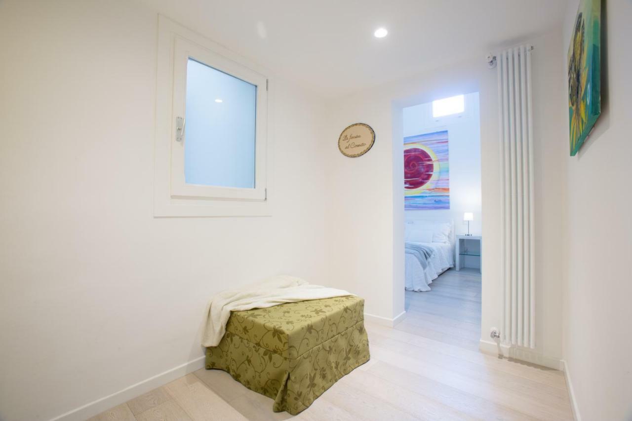 La Finestra Sul Convitto B&B Lecce Bagian luar foto
