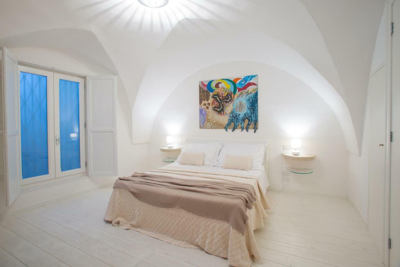 La Finestra Sul Convitto B&B Lecce Bagian luar foto